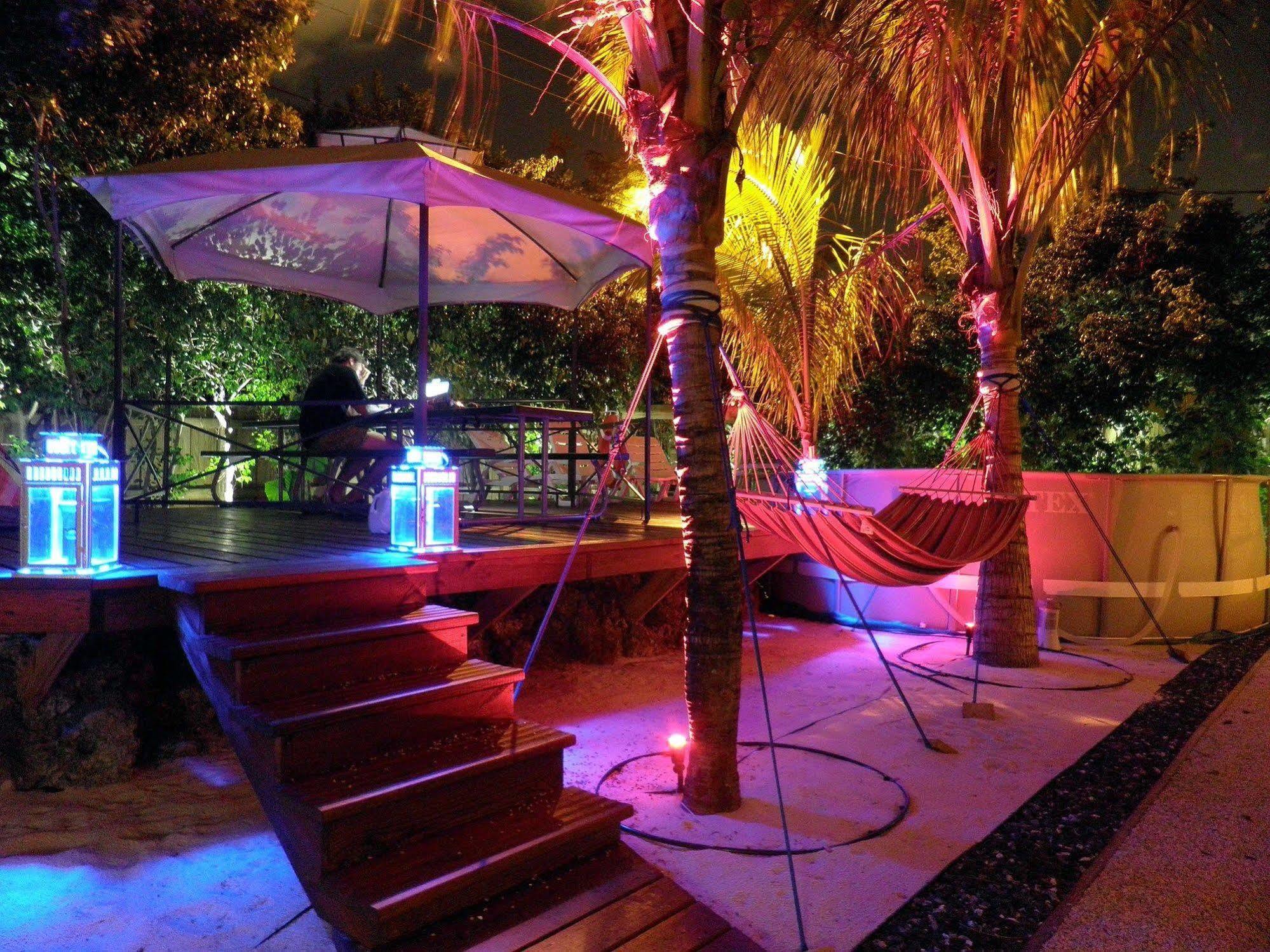 Blue Ocean Guesthouse Oakland Park Buitenkant foto